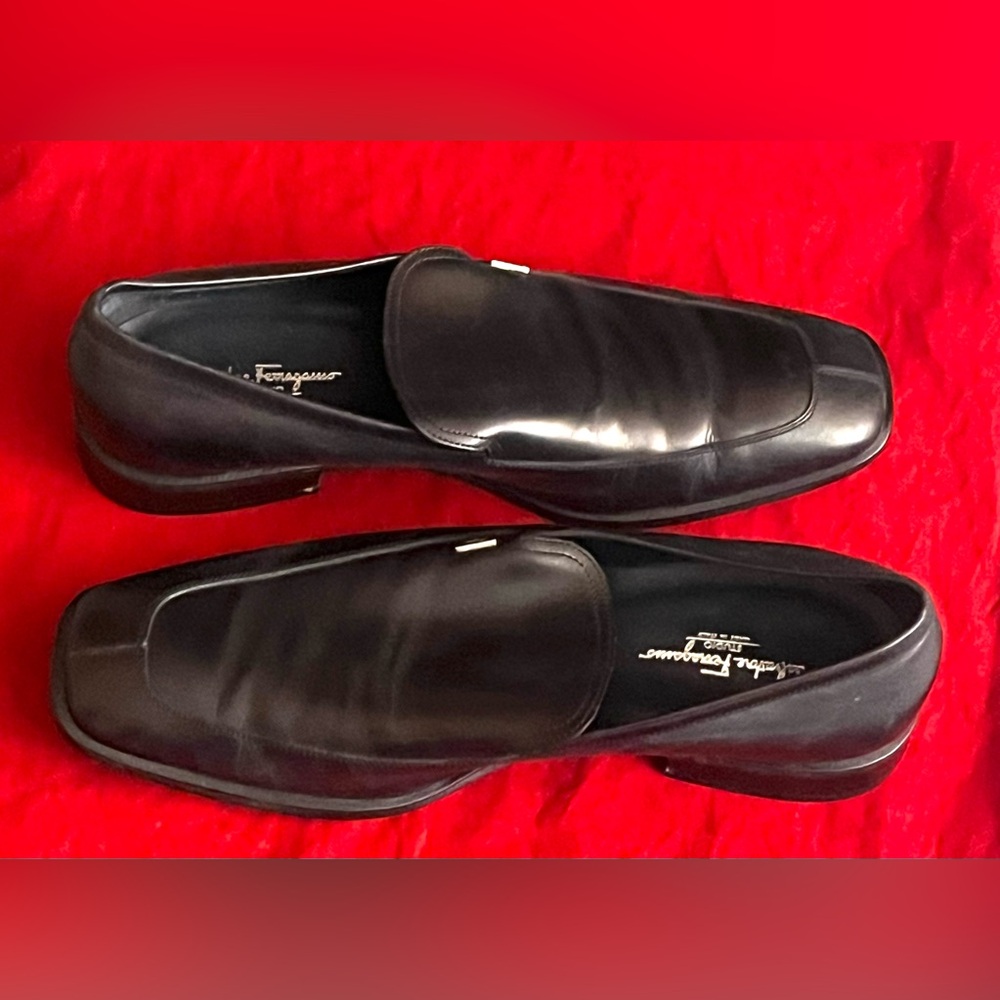 Ferragamo Studio Men's Black Leather Loafters